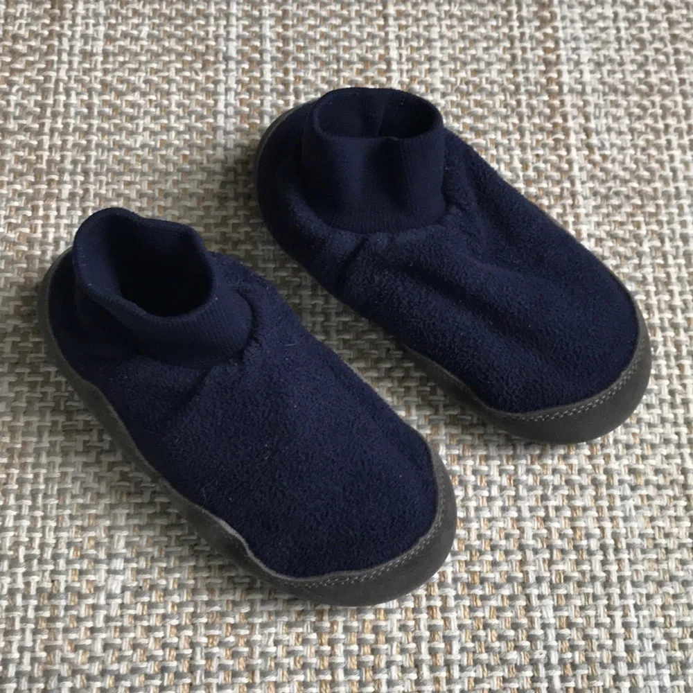 L.L. Bean Fleece Slipper (toddler size 9-10)